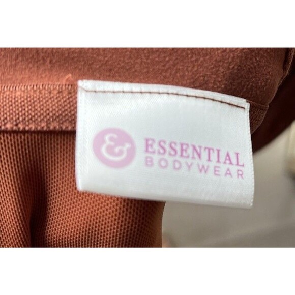 New Essential Bodywear EBW FIT Defined Hooded Yoga Jacket  Women Maroon S L - Picture 9 of 10